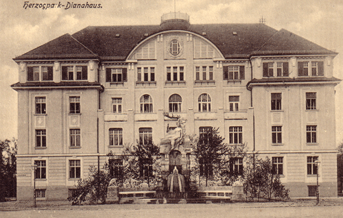 Historische Postkarte »Herzogpark-Dianahaus«, nach 1908 © privat