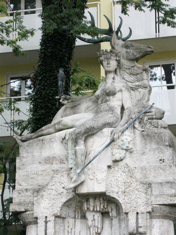 Ausschnitt Diana-Brunnen, 2009. Quelle: wikipedia © rufus46