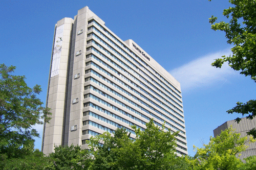 Hotel Arabella Sheraton (ehem.) / heute Westin Grand, © Verein für Stadtteilkultur im Münchner Nordosten e.V., 2007 und 2009