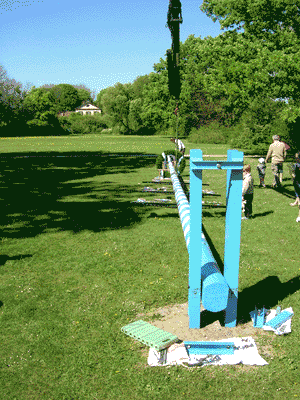 Maibaumaufstellen 2007, © Verein für Stadtteilkultur im Münchner Nordosten e.V.