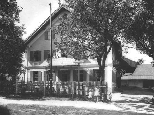 Gasthof Fink 1931; Scan aus: Dörfer auf dem Ziegelland, hrsg. von Willibald Karl, München 2002