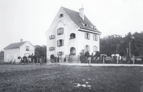 Wohnhaus mit Gärtnerei, Flemingstraße 70. Fotografie Georg Pettendorfer, 09.10.1907. Quelle: Stadtarchiv München, Sign. DE-1992-FS-NL-PETT1-0847