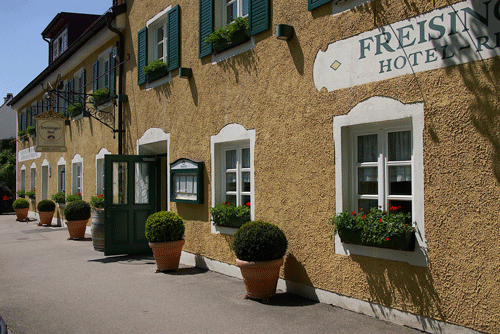 Hotel »Freisinger Hof«, hpt © Verein für Stadtteilkultur im Münchner Nordosten e.V., 2012.