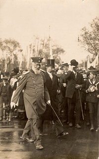 König Ludwig III. mit Finanzminister Georg Ritter von Breunig