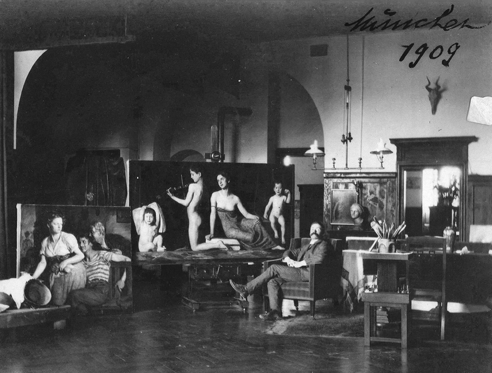Alfred Schwarzschild in seinem Atelier, 1909. Quelle: wikipedia