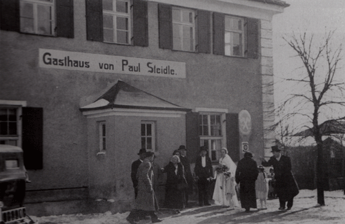 Das »Gasthaus von Paul Steidle« in den 1930er-Jahren nach Umbaumaßnahmen © Verein für Stadtteilkultur im Münchner Nordosten e.V.