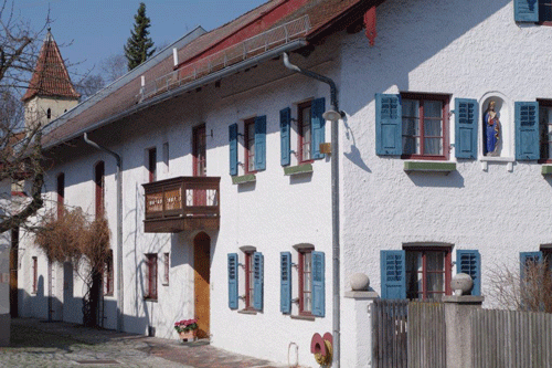 Der »Bohmer-Hof« in Englschalking, Schnorr-von Carolsfeld-Straße 2. hpt © Verein für Stadtteilkultur im Münchner Nordosten e.V.
