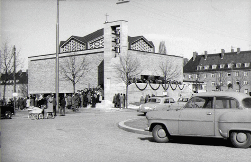 Einweihung der Nazarethkirche am 8. April 1962