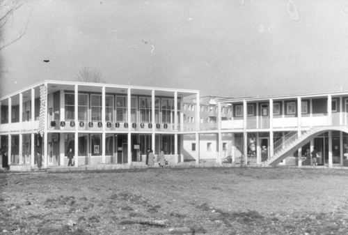 unfertige Außenanlagen der Parkgaststätte 1957, Foto: Gabriele Diem.