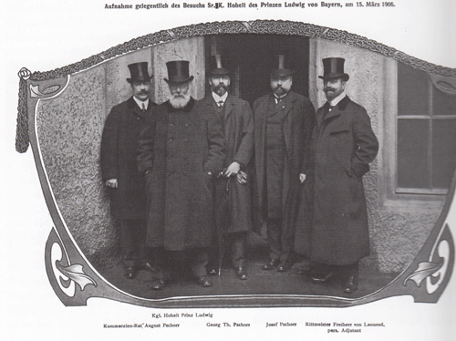 Aufnahme aus Anlass des Besuchs seiner Königlichen Hoheit des Prinzen Ludwig von Bayern (zweiter von links) am 15. März 1906. Ganz links: August Pschorr, Prinz Ludwig, Georg Theodor Pschorr, Joseph Pschorr, Freiherr von Leonrod.