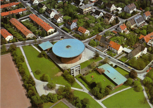 Luftbildaufnahme der Pfarrei und der Kirche St. Johann von Capistran (Postkarte)