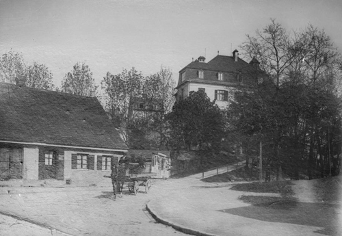 1905