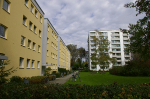 Innenanlagen Denninger Hochhäuser hpt © Verein für Stadtteilkultur im Münchner Nordosten e.V., 2007