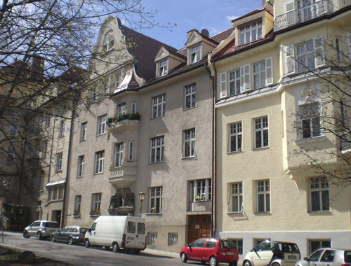 von links nach rechts: Mietshäuser Herzogparkstraße 1, 2 und 3 © dietlind pedarnig (2008)