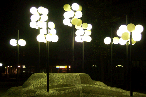 Rosenkavalierplatz Fotos: hpt © Verein für Stadtteilkultur im Münchner Nordosten e.V., 2007