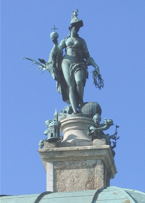Die Kuppel des "Dianatempels“ im Münchner Hofgarten. hpt © Verein für Stadtteilkultur im Münchner Nordosten e.V. , 2008. Eine bronzene Statue der „Bavaria“ ist als Allegorie mit Attributen ausgestattet, die den natürlichen Reichtum des Landes symbolisieren sollen. Diese sind Salzfass, Hirschfell, Reuse, Ährengarbe und Kurapfel. Auf dem Tempel befindet sich heute eine Kopie, das Original ist im "Kaisersaal" der Münchner Residenz ausgestellt.