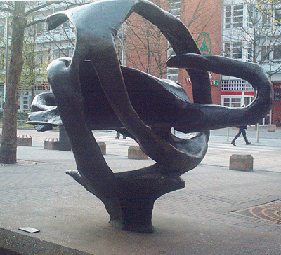 Skulptur "Auffliegender Vogel" 2007 © Roland Krack.