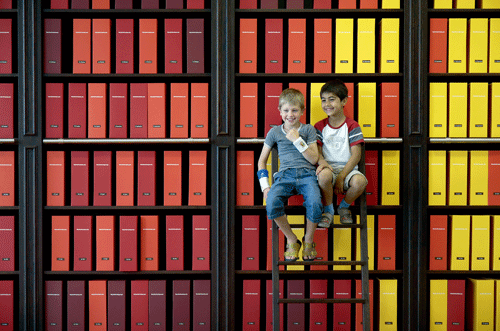 "Weltwunderland - die Bibliothek der Kinder, 365 und 1 Tag" Fotos: Peter Schinzler