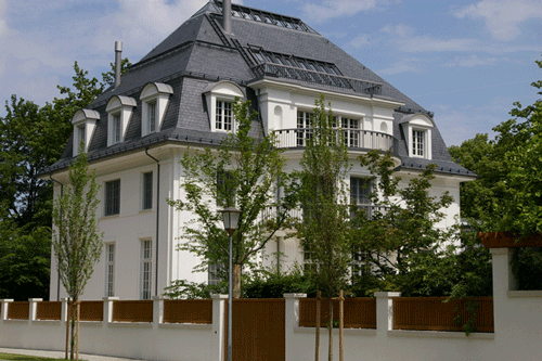 Villa Thomas-Mann-Allee 10, 2007, hpt © Verein für Stadtteilkultur im Münchner Nordosten e.V.